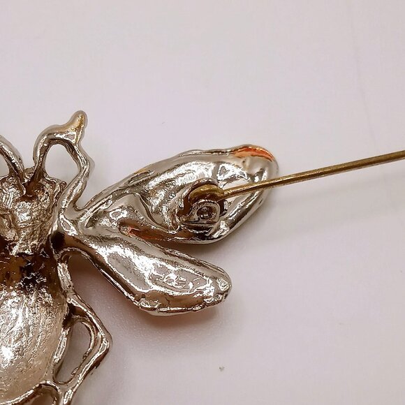 Vintage Bee Brooch Red Blue Green Striped Enameled Rhinestone Silver-tone Pin - Picture 8 of 10